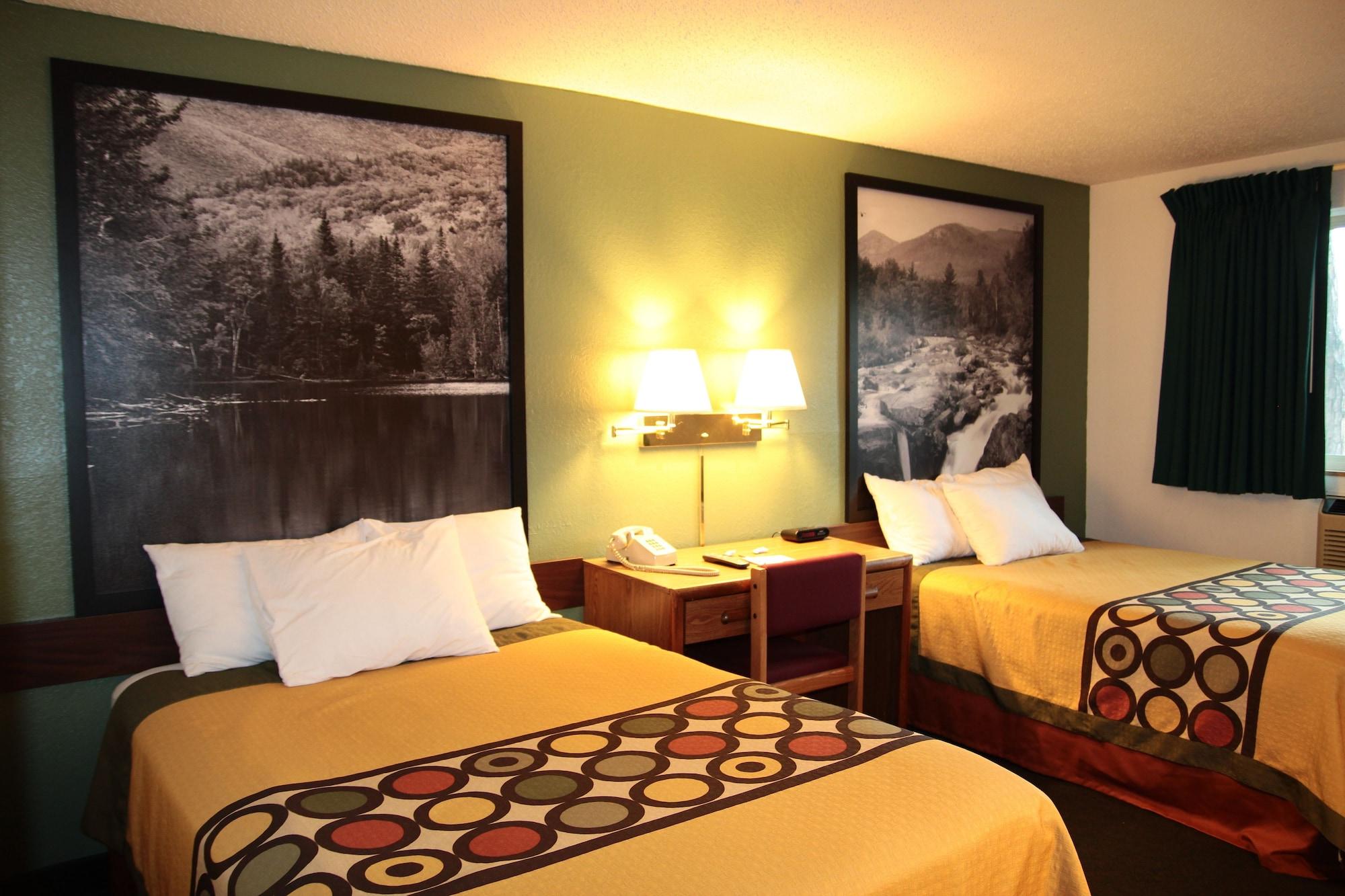 Super 8 By Wyndham Queensbury Glens Falls Extérieur photo